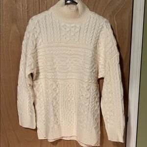 Abercrombie & Fitch Cream Turtleneck Sweater